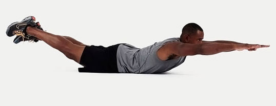 Упражнение «лодочка» для улучшения гибкости спины и осанки